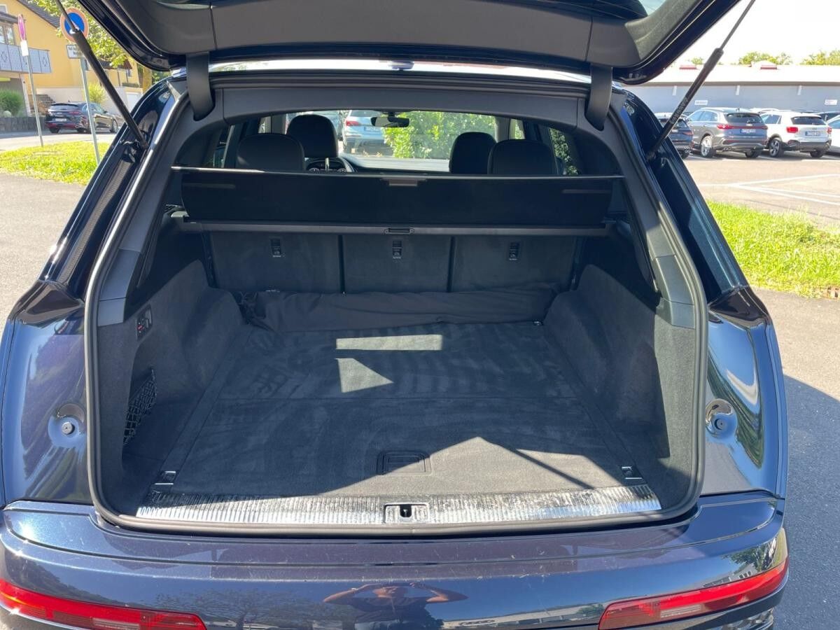 Audi Q7 S-Line 45 TDI quattro / Matrix, Air, HuD, AHK