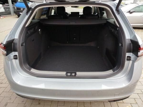 Skoda Superb Combi Sportline 2,0 TDI 7-Gang-DSG 4x4