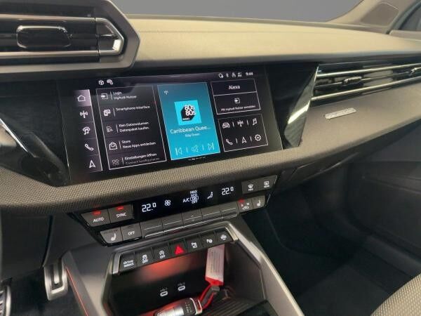 Audi S3 Limousine 2.0 TFSI LED Kamera virtual Navi DAB