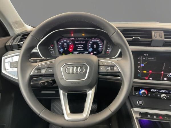 Audi Q3 advanced 35 TFSI AHK LED Navi Teilleder ACC