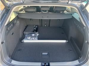 Skoda Superb Combi 2.0 TDI Selection *DSG*R-KAM**AHK*SHZ*NAVI*KESSY