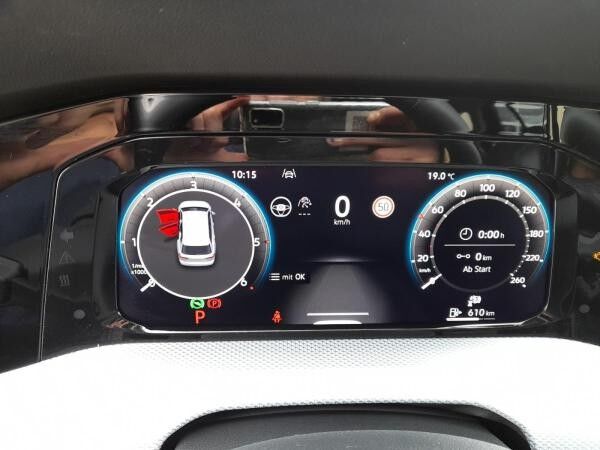 Volkswagen Golf VIII Variant 2.0 TDI Goal Matrix AHK 360 ACC