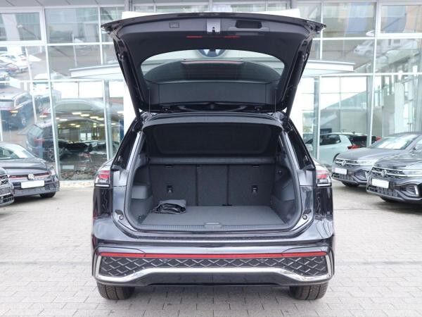 Volkswagen Tiguan R-Line 1,5eTSI OPF (150 PS) DSG*AHK*HARMAN KARDON*MATRIX*PANORAMA*WINTERRÄDER*GEWERBE
