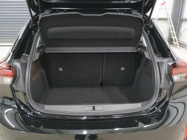 Opel Corsa F 1.2T Parkpilot,Lenkradheizung,Tempomat