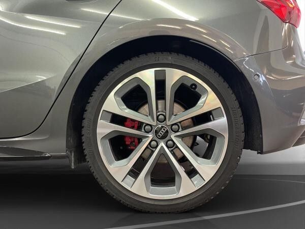 Audi A3 Sportback 35 TDI S line AHK Pano Matrix LM 19" RFK Carbon