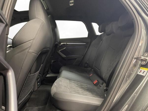 Audi A3 Sportback 35 TDI S line AHK Pano Matrix LM 19" RFK Carbon