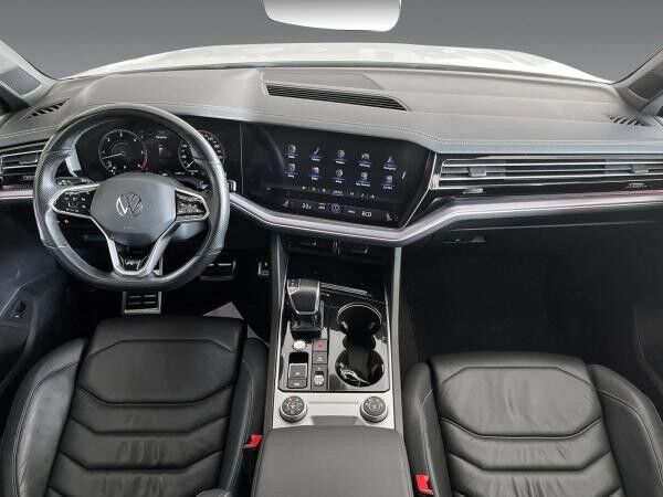 Volkswagen Touareg 3.0 TDI R-Line 4M AHK Stdhzg Pano Luft