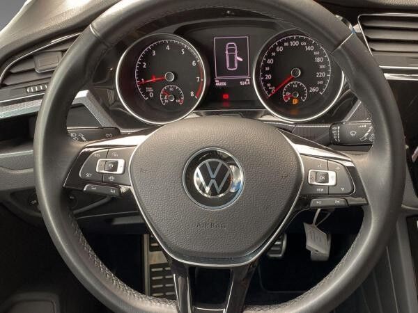 Volkswagen Touran 1.5 TSI Active Navi ACC CarPlay Sitzhzg