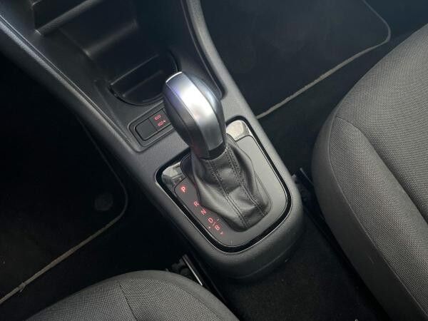 Volkswagen up! e- Style Plus Kamera Sitzhzg Klima CCS-Ladek.