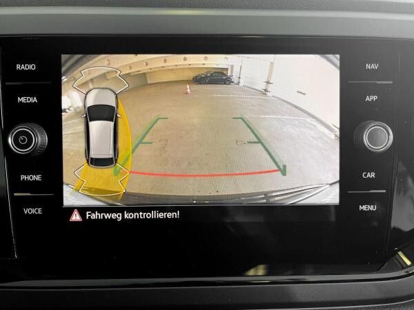 Volkswagen Taigo 1.0 TSI R-Line DSG IQ.Light Kamera CarPlay
