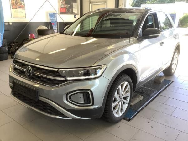Volkswagen T-Roc 1.5 TSI Style DSG AHK Navi CarPlay ACC LED