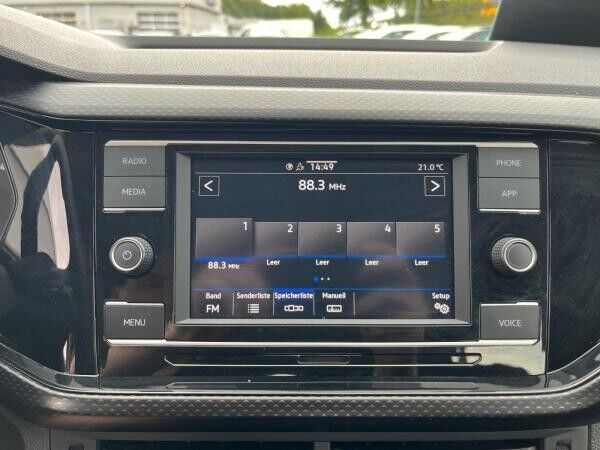 Volkswagen T-Cross Life 1.5 TSI DSG / Bluetooth, SHZ, DAB+