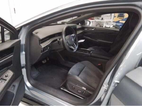 Volkswagen ID.7 Tourer Pro Navi AHK IQ.LIGHT - LED-Matrix-Scheinwerfer DAB+