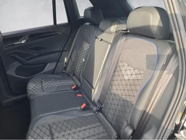 Volkswagen Tiguan R-Line 1.5 eHybrid DSG *BlackStyle*Pano*