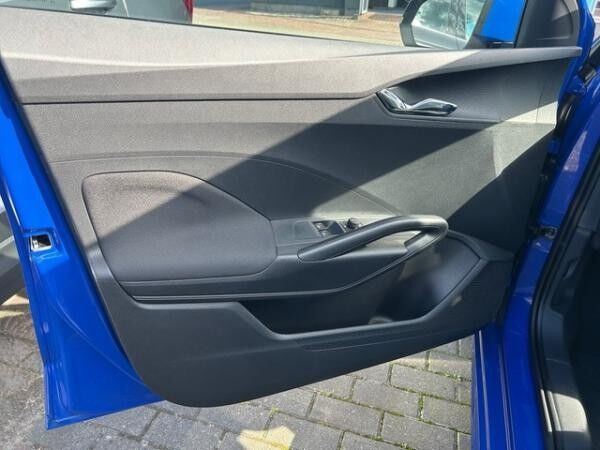 Skoda Fabia 1.0l TSI Essence ++++KLIMA+LED+SHZ++++