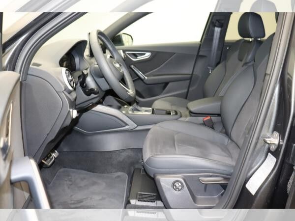 Audi Q2 40 TFSI quattro S line Matrix Navi ACC - Verfügbar ab dem 12.09