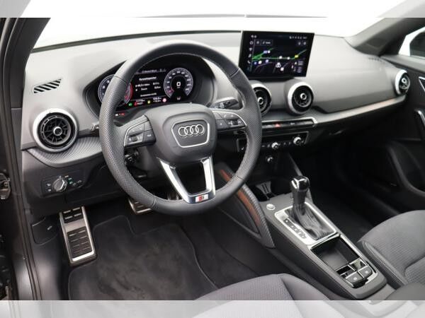 Audi Q2 40 TFSI quattro S line Matrix Navi ACC - Verfügbar ab dem 12.09