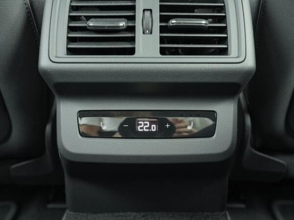 Audi Q5 SUV TDI quattro edition one S line Tech pro, AHK,