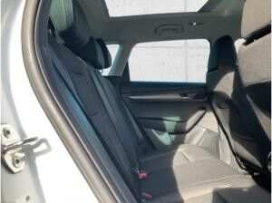 Skoda Karoq Selection 1.5 TSI AHK Pano Navi DigiCock Memory Sitze LED