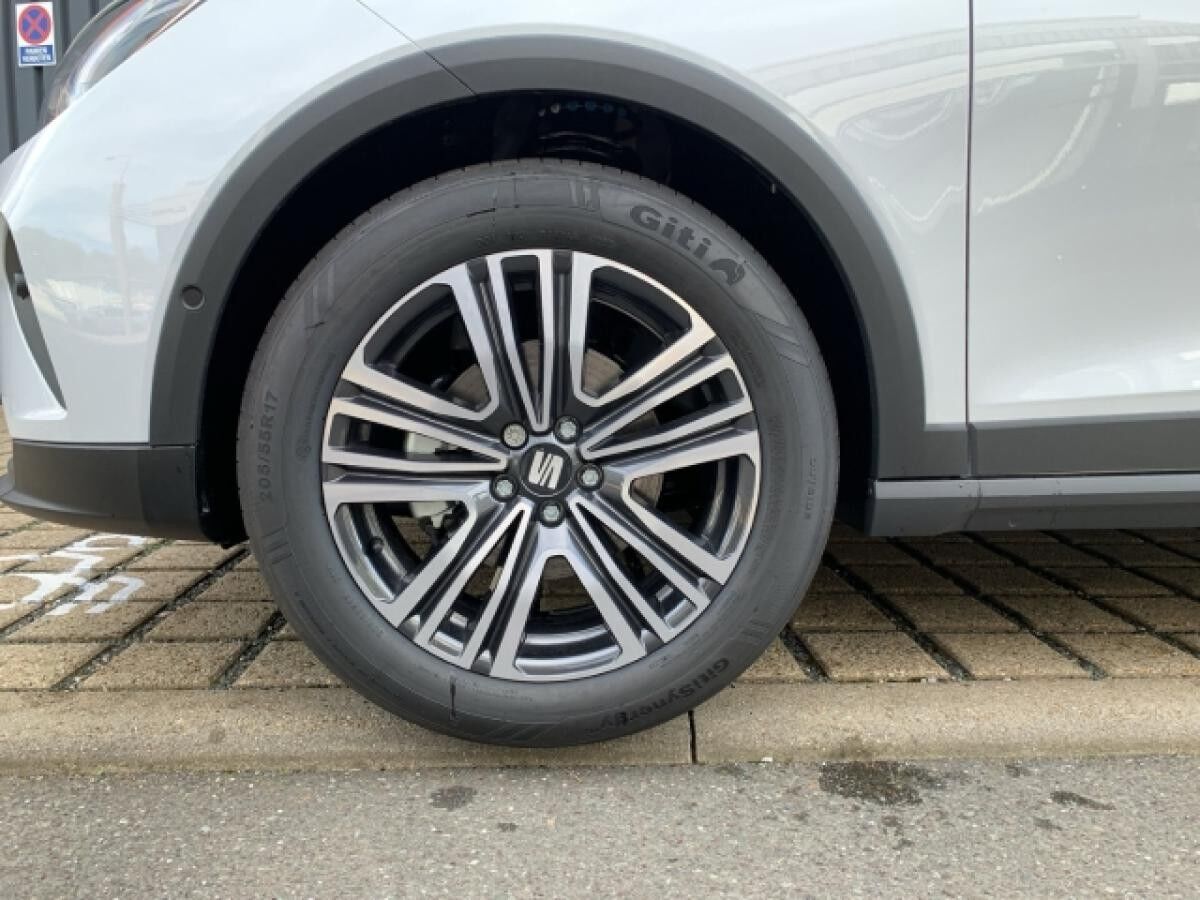 Seat Arona Road Ed. 1.0 95 PS LED+NAVI+SHZ