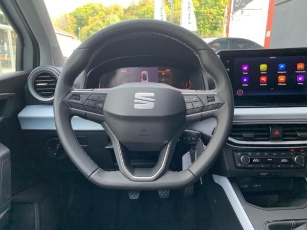Seat Arona Road Ed. 1.0 95 PS LED+NAVI+SHZ