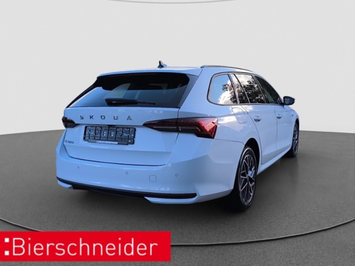 Skoda Octavia Combi 2,0 TDI DSG Tour ACC RFK FRONT HHC SIDE ASSIST