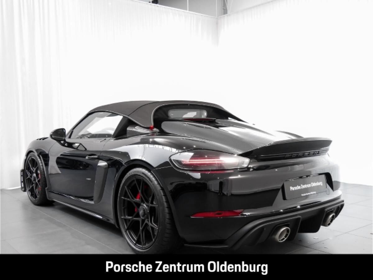 Porsche 718 Spyder RS Bose Weissach Lift Chrono 90 Liter