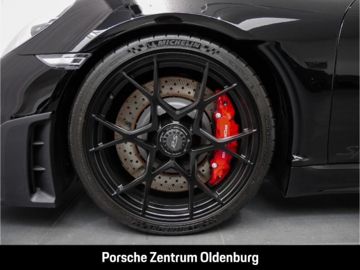 Porsche 718 Spyder RS Bose Weissach Lift Chrono 90 Liter