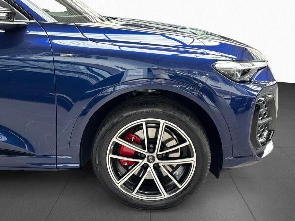 Audi Q5 e-hybrid Quattro AHK Pano Tech Pro MMI