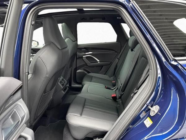 Audi Q5 e-hybrid Quattro AHK Pano Tech Pro MMI