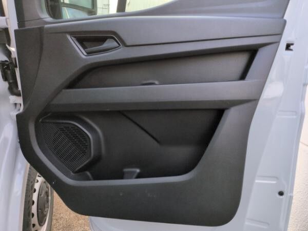 Nissan Interstar Kastenwagen Hochraum 3,5t L2H2 150 dCi FWD N-Connecta 3