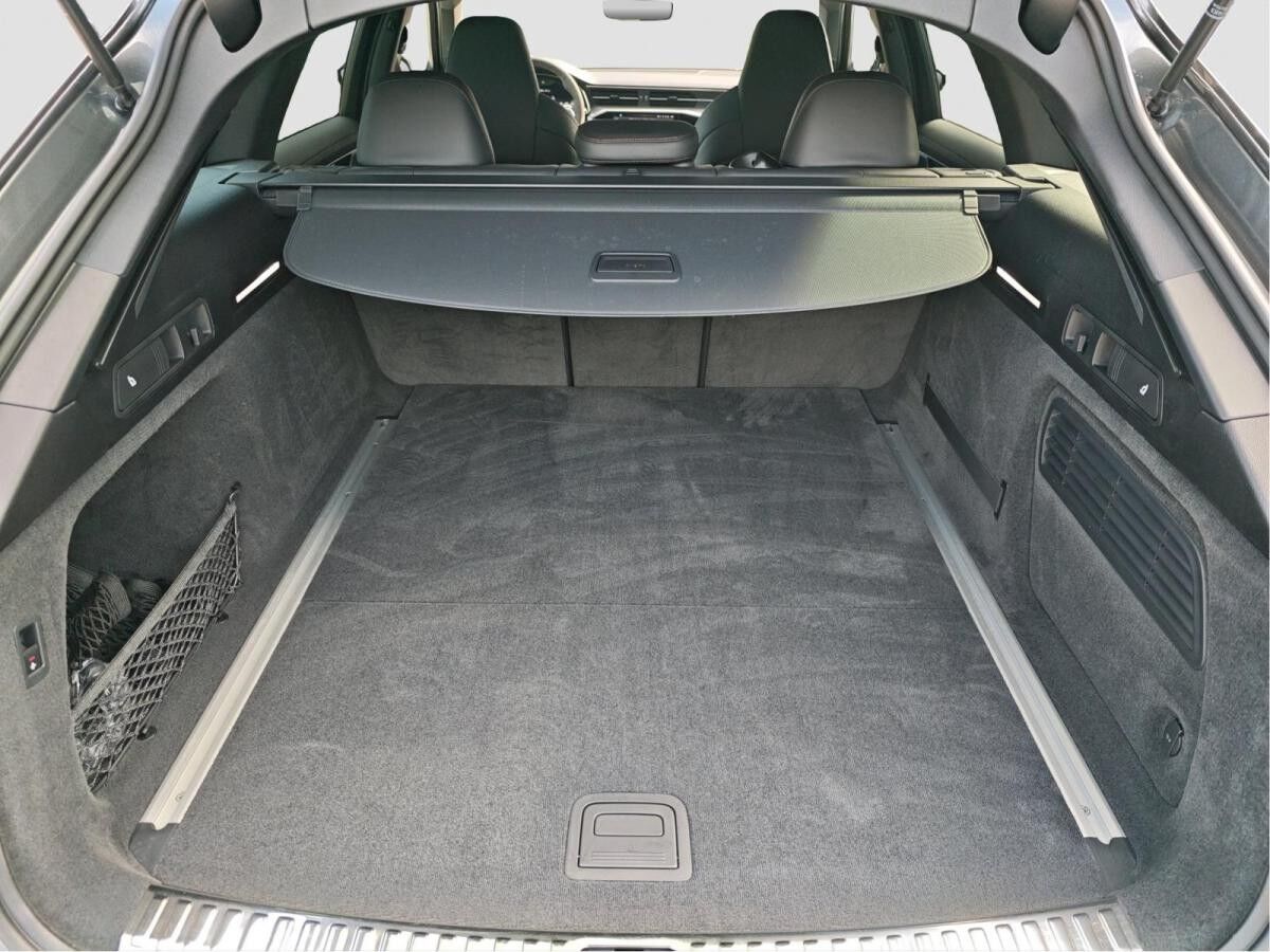 Audi RS6 Avant performance 5JGar Pano MATRIX HUD StHzg