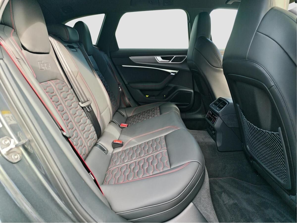 Audi RS6 Avant performance 5JGar Pano MATRIX HUD StHzg