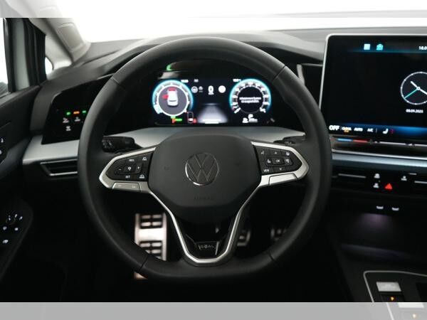 Volkswagen Golf VIII 1.5 eTSI DSG Life / EINMALIGE SONDERZAHLUNG 1.500,- € !
