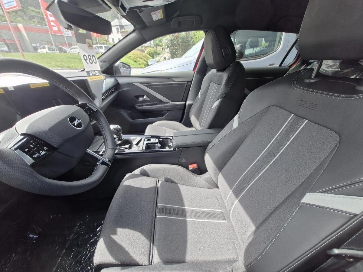 Opel Astra Sports Tourer GS - 130 PS MT6