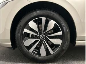 Volkswagen Golf Move 2.0TDI DSG AHK vorb.Navi Anschlussgar.