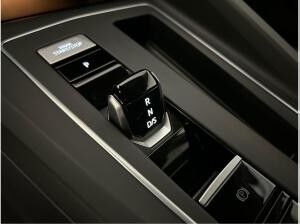 Volkswagen Golf Move 2.0TDI DSG AHK vorb.Navi Anschlussgar.