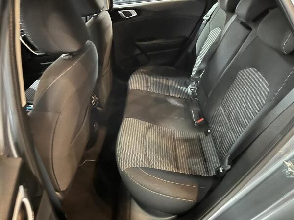 Kia Ceed SW 1.0 T-GDI 48V DCT Ultimate Edition