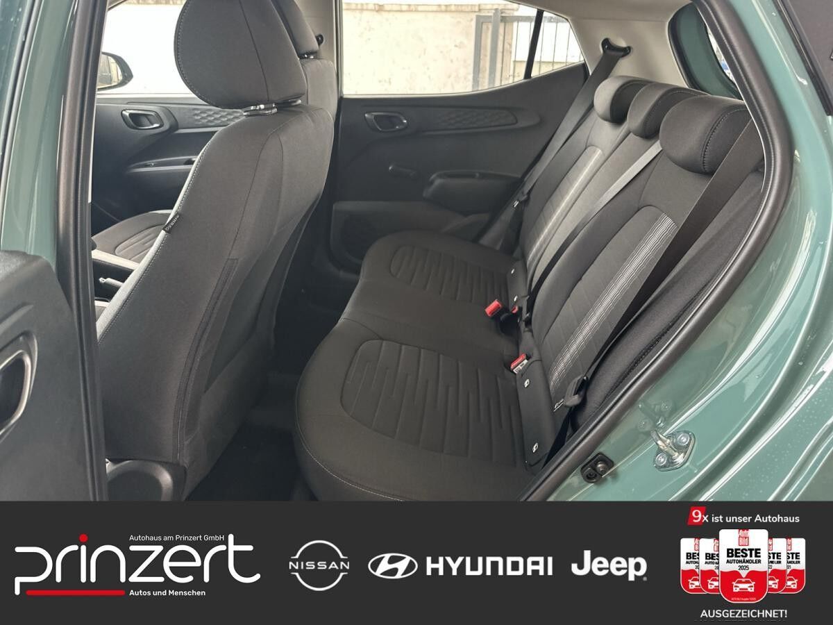 Hyundai i10 "Trend" Navi*SitzHeizung*LM15"
