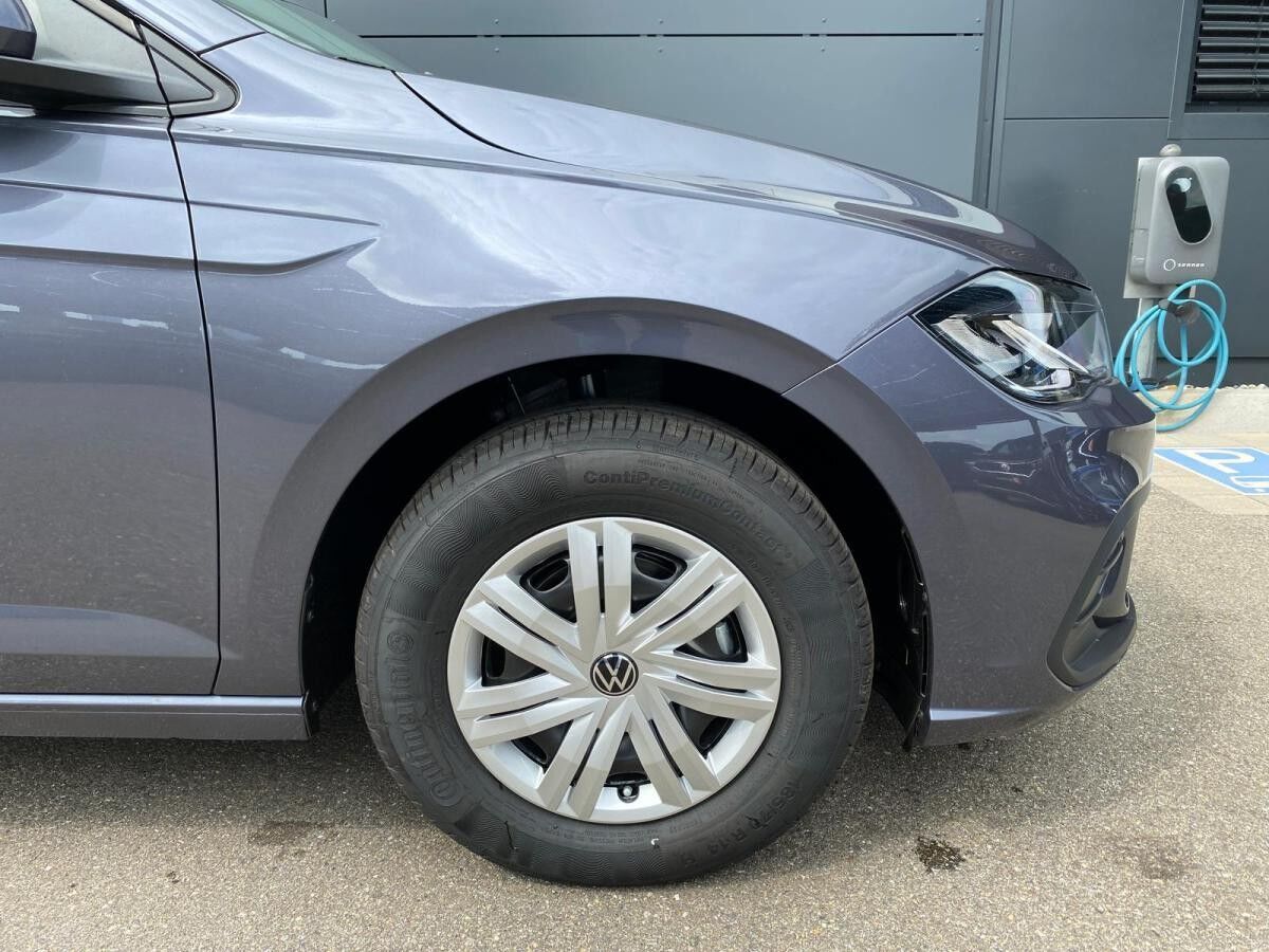 Volkswagen Polo VI 1.0 TSI Limited LED PDC SHZ CarPlay/Android