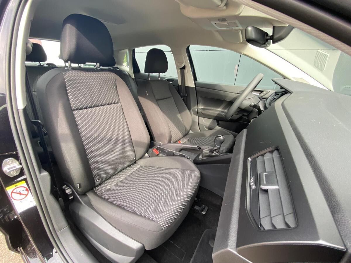 Volkswagen Polo VI 1.0 TSI Limited LED PDC SHZ CarPlay/Android