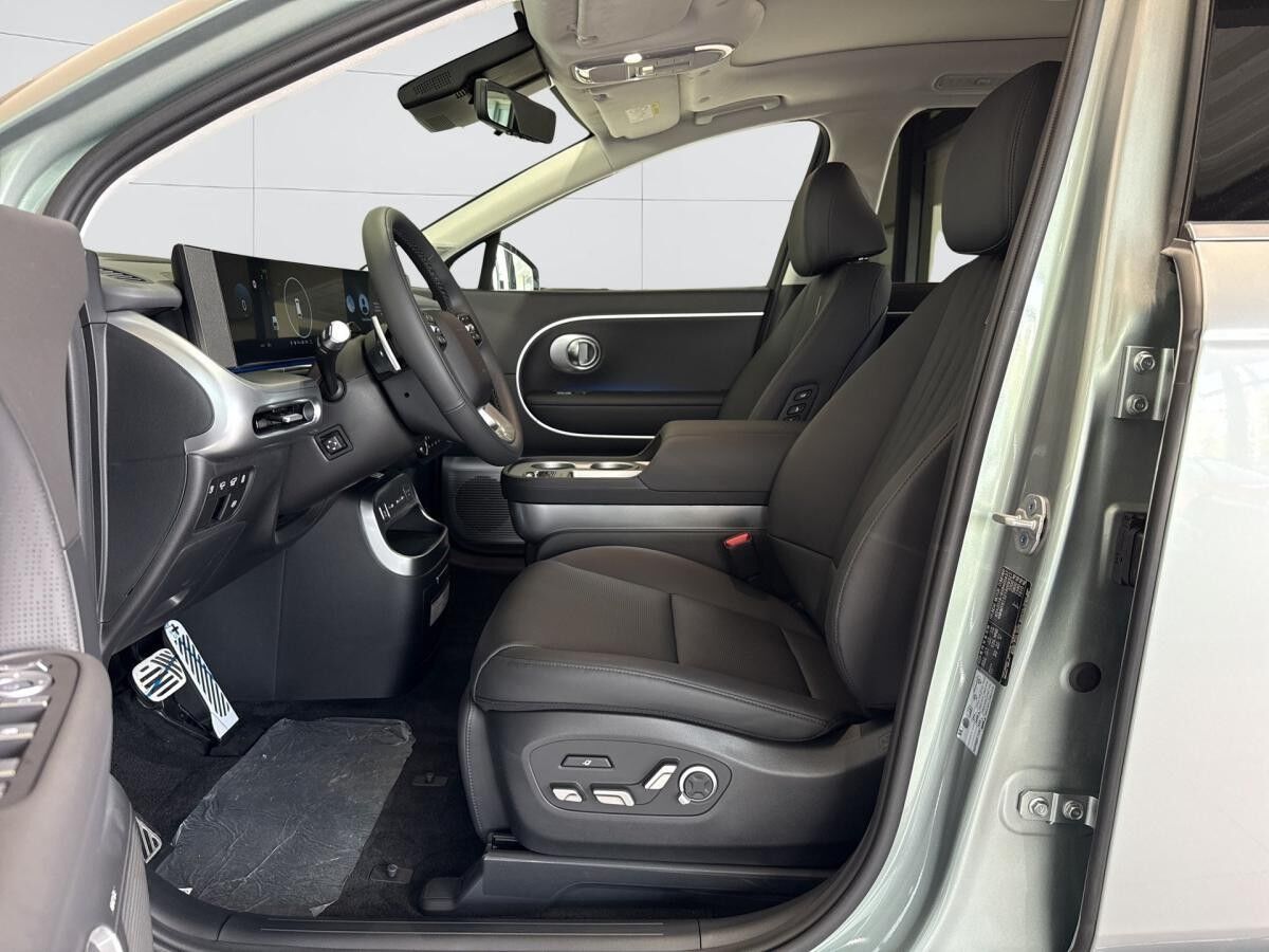 Hyundai IONIQ 9 6-Sitzer (MY26) 110 kWh (307 PS) 4WD UNIQ