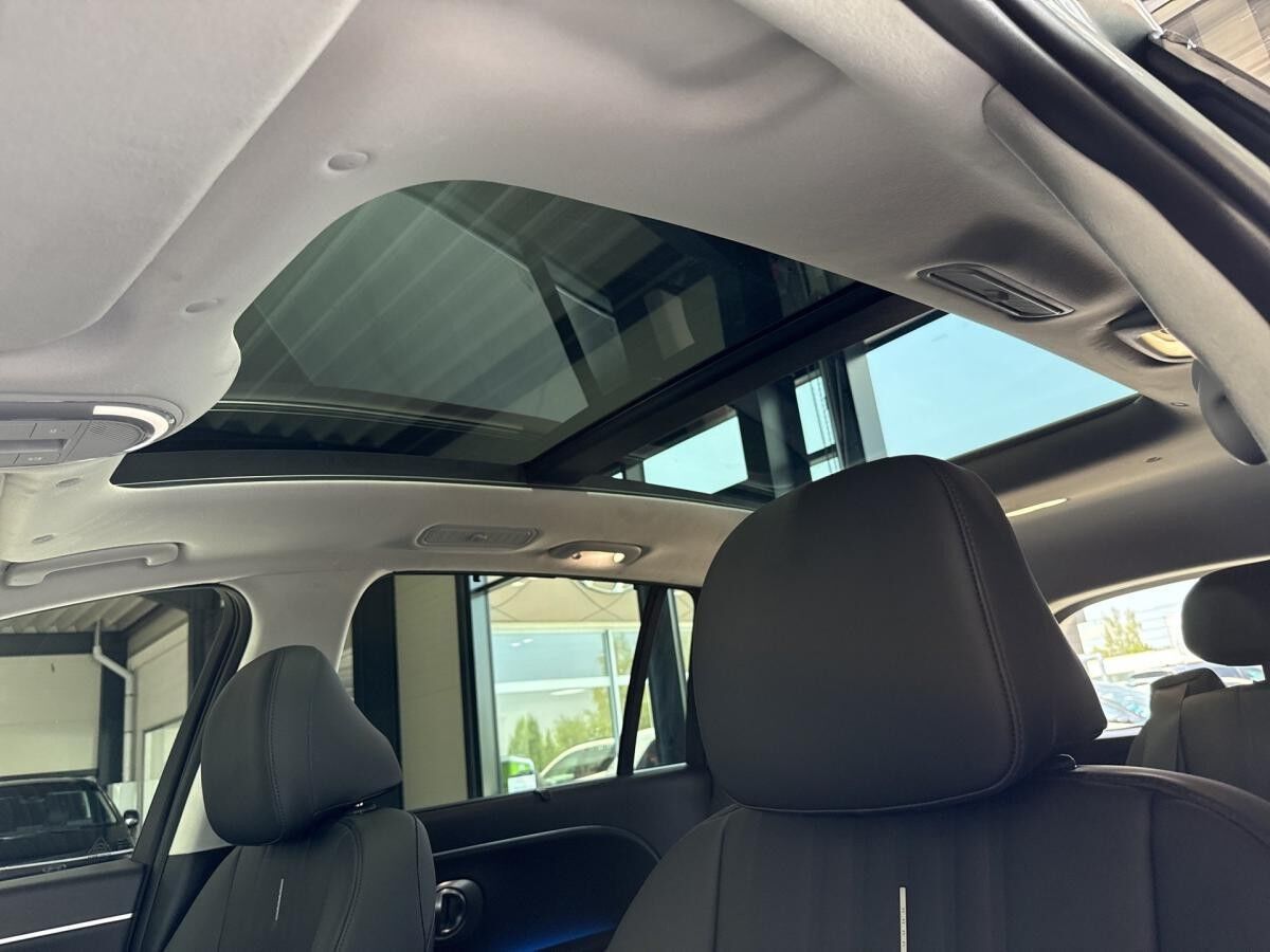 Hyundai IONIQ 9 6-Sitzer (MY26) 110 kWh (307 PS) 4WD UNIQ