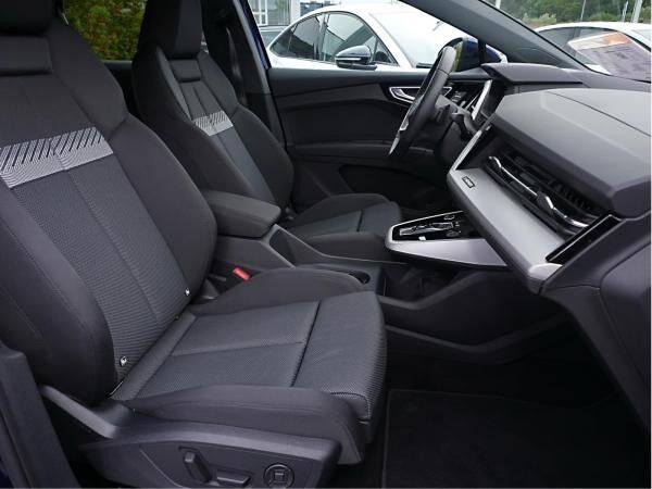Audi Q4 e-tron Q4 45 e-tron LED/HuD/ACC/R-Kamera/Memory/20 Zoll