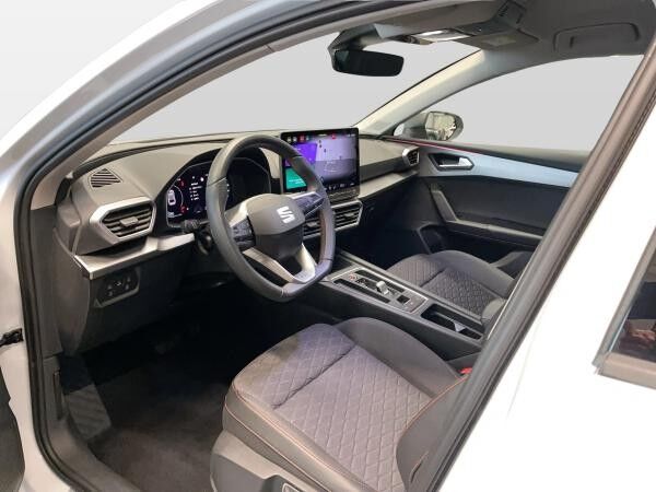 Seat Leon 2.0 TDI DSG FR-Line ACC ParkAss. SpurH LED
