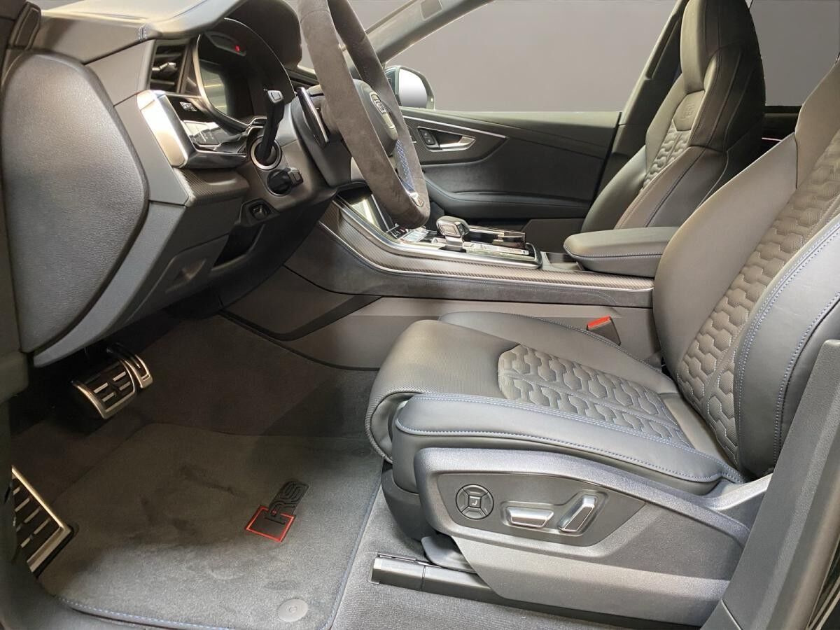 Audi RS Q8 PERFORMANCE | B&O | MATRIX ***SOFORT VERFÜGBAR!***