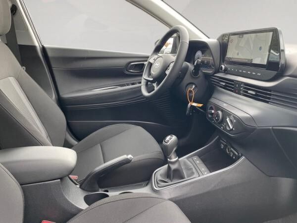 Hyundai i20 (MY25) 1.0 T-GDI (100 PS) 6-MT 2WD Trend, Bose Soundpaket