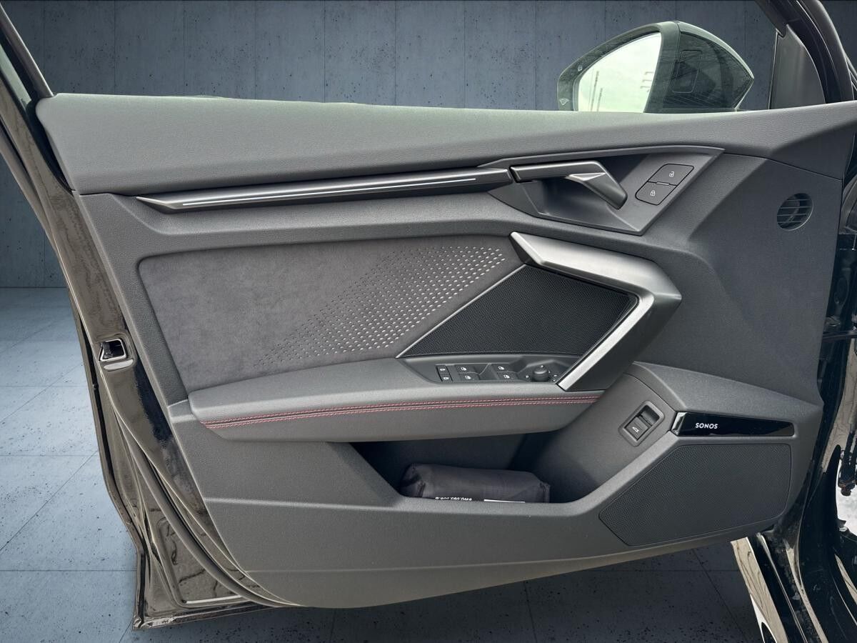 Audi RS3 RS 3 Sportback S tr. max.280km/h Matrix PANO HUD