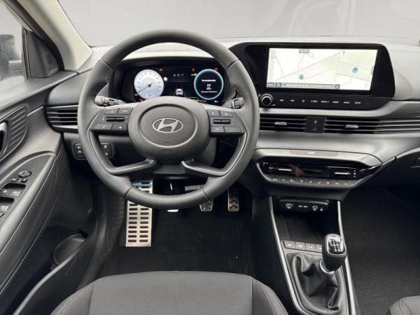 Hyundai Bayon (MY25) 1.0 T-GDI (100 PS) 6-MT 2WD Prime Dachlackierung