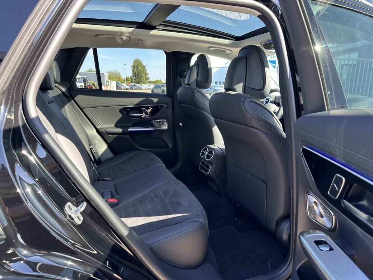 Mercedes-Benz GLC 300 e 4M AMG Premium Plus+Night+Technik+20"+